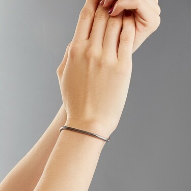 Серебряный женский наборный браслет для шармов с фианитом, плетение Снейк, покрытие родием