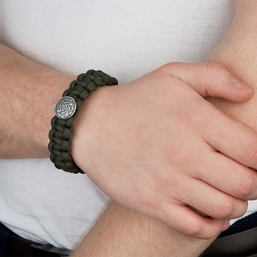 Браслет из паракорда с серебряной вставкой 