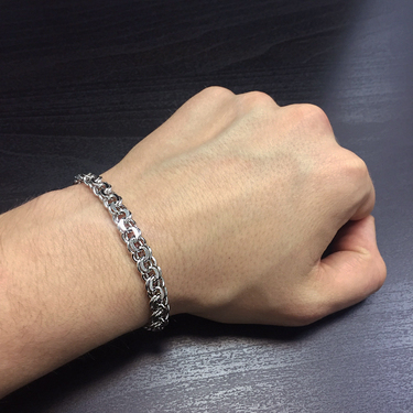 Серебряный мужской браслет, плетение Бисмарк с огранкой, ширина 7,5 мм