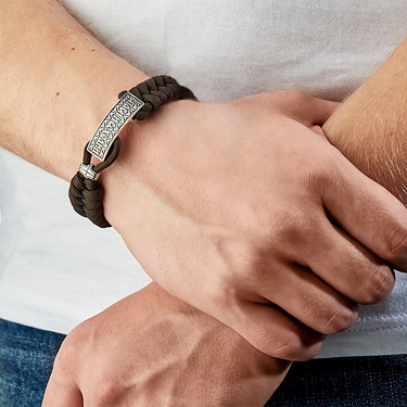 Браслет из паракорда с серебряной вставкой 