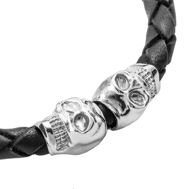 Кожаный браслет с серебряными вставками череп, ширина 0,8 см