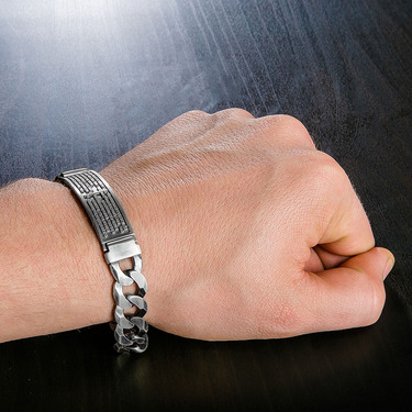 Серебряный мужской браслет, плетение Панцирь, вставка с молитвой 