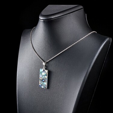 Серебряная прямоугольная подвеска с перламутром, мозаика