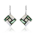 Серьги,Серебро,с вставкой Перламутр искуственный Белая,Зеленая,Синяя цвета,с замком Скоба,РОССИЯ
