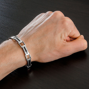 Серебряный браслет, полужесткое плетение, вставка оникс, ширина 0,9 см