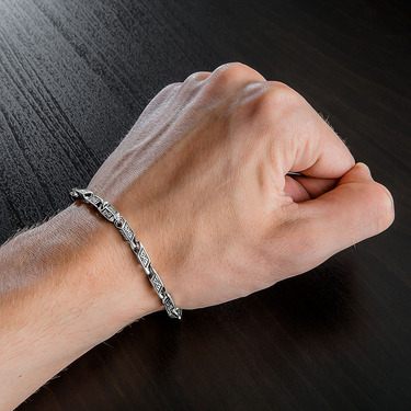 Серебряный мужской браслет литьевой, плетение Персидское с гранями с чернением, ширина 5 мм