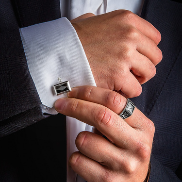 Серебряные запонки, покрытие родий, со вставкой из черного фианита