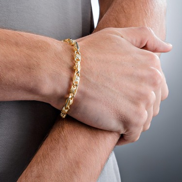 Серебряный литой браслет Спаси и сохрани, покрытие позолотой, ширина 6 мм