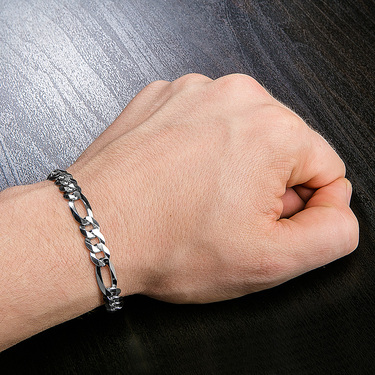 Серебряный браслет, плетение Картье (Фигаро) 3+1, родированный, ширина 0,8 см