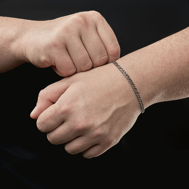 Серебряный мужской браслет, плетение Двойной ромб, чернение, ширина 4,4 мм