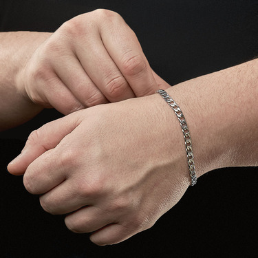 Серебряный мужской браслет, плетение Панцирное, в родии, ширина 5,1 мм