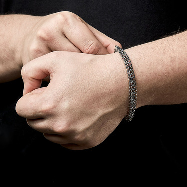 Серебряный мужской браслет, плетение Питон, ширина 0,8 см, чернение