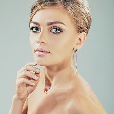 Двойное колье-невидимка с серебряными подвесками с фианитами, родирование