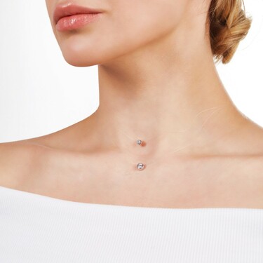 Колье-невидимка на двойной леске с круглыми серебряными подвесками с фианитами, в родии