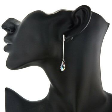 Серебряные серьги с прозрачными кристаллами Сваровски 