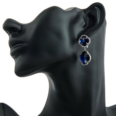 Серебряные серьги с синими циркониями в форме четырехлистников, в родии