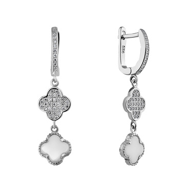 Серебряные серьги с подвесками в форме четырехлистников из белого оникса и циркониев, в родии