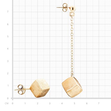 Серебряные асимметричные серьги 