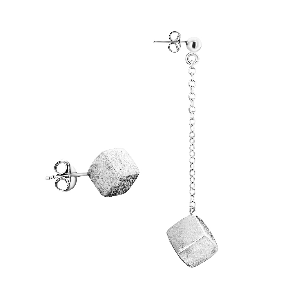 Серебряные асимметричные серьги Серьги,Серебро,с вставкой Без вставок,с замком Пусет,ИТАЛИЯ