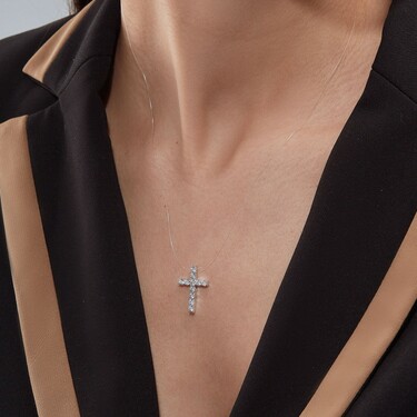 Колье на леске с серебряной подвеской 