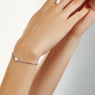 Утонченный серебряный женский браслет 