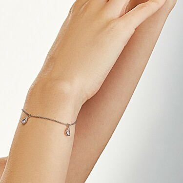 Утонченный серебряный женский браслет с подвесками-каплями из белых фианитов, в родии