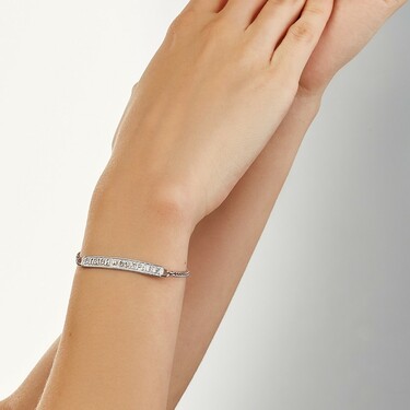 Серебряный браслет со вставкой 