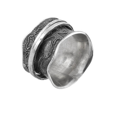 Серебряное мужское кольцо с чернением антистресс