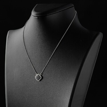 Серебряное утонченное женское колье 