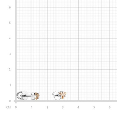 Серебряные серьги пусет гвоздик с фианитом цвета шампань, огранка треугольник, родий
