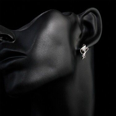 Серебряные серьги с фианитом, родий