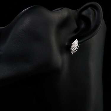 Серебряные серьги с фианитом, родий