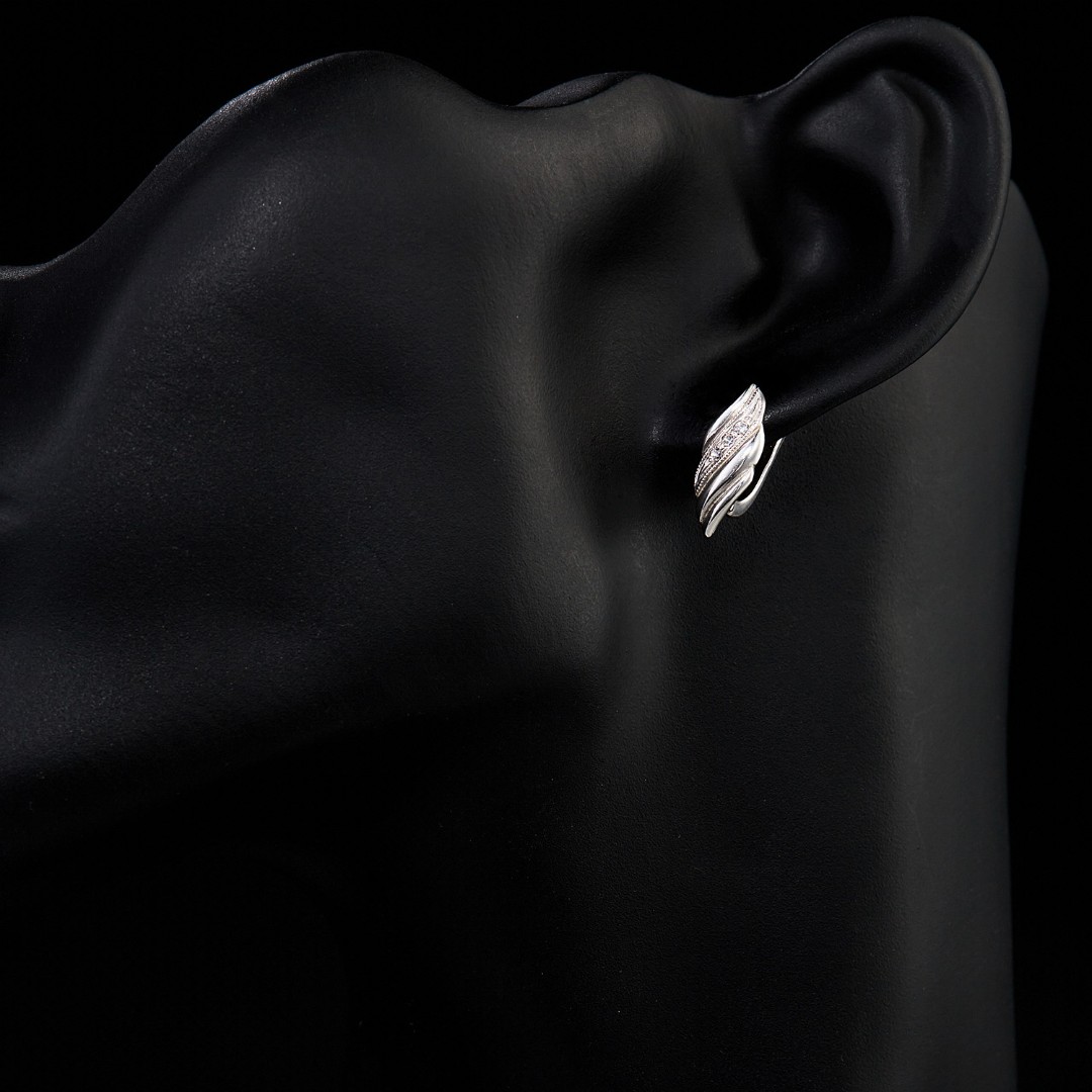 Серебряные серьги с фианитом, родий Серьги,Серебро,с вставкой Фианит,с замком Английский,РОССИЯ