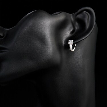 Серебряные серьги с фианитом, родий