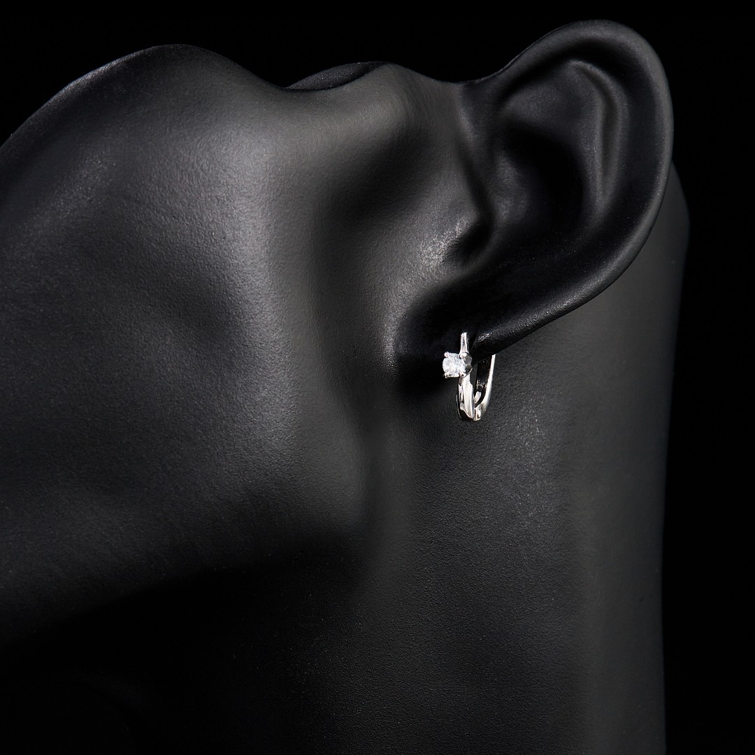 Серебряные серьги с фианитом, родий Серьги,Серебро,с вставкой Фианит,с замком Английский,РОССИЯ