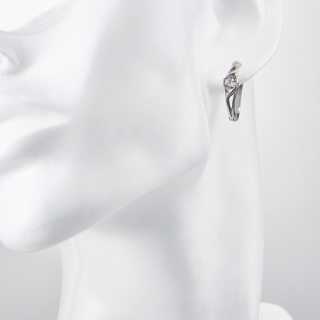 Серебряные серьги с фианитом, родий Серьги,Серебро,с вставкой Фианит,с замком Английский,РОССИЯ