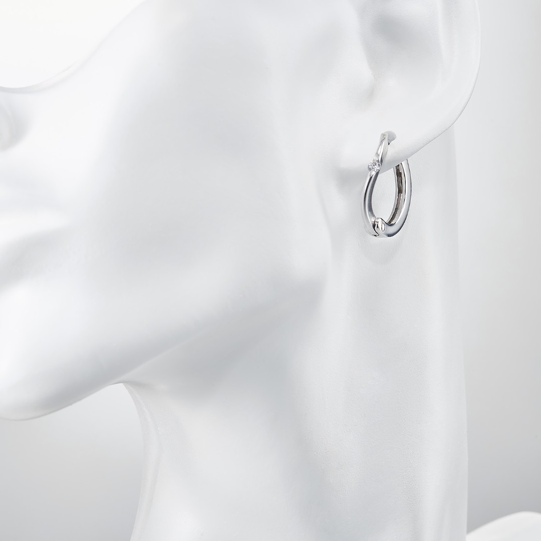 Серьги,Серьги Хаггис,Серебро,с вставкой Фианит,с замком Скоба,Булавка с фиксатором,РОССИЯ