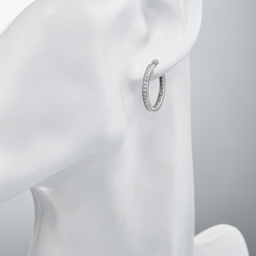 Серьги,Серьги Хаггис,Серебро,с вставкой Фианит Белая цвета,с замком Кольцо,Конго,РОССИЯ