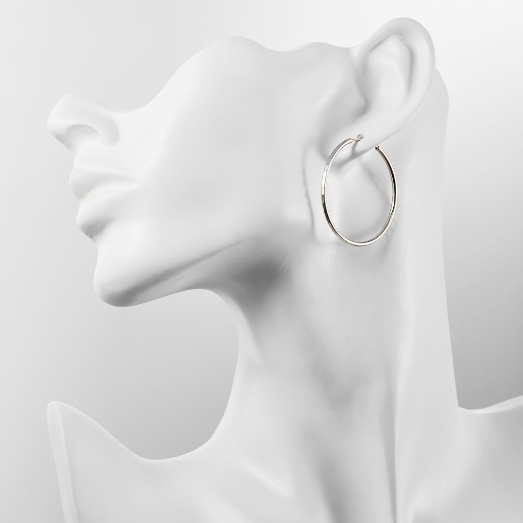 Серебряные классические серьги Кольца / Конго / Круглые с алмазной гранью, диаметр 3,5 см, родий Серьги,Серебро,с вставкой Без вставок,с замком Кольцо,Конго,РОССИЯ