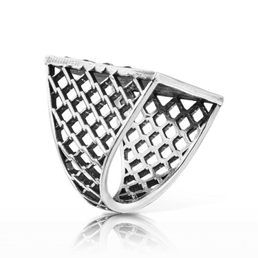 Серебряное кольцо 