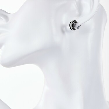 Серебряные серьги / Пусеты / Гвоздики с черной керамикой и белыми фианитами, в родии