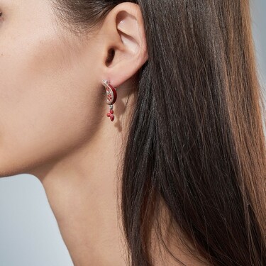 Серебряные асимметричные серьги 