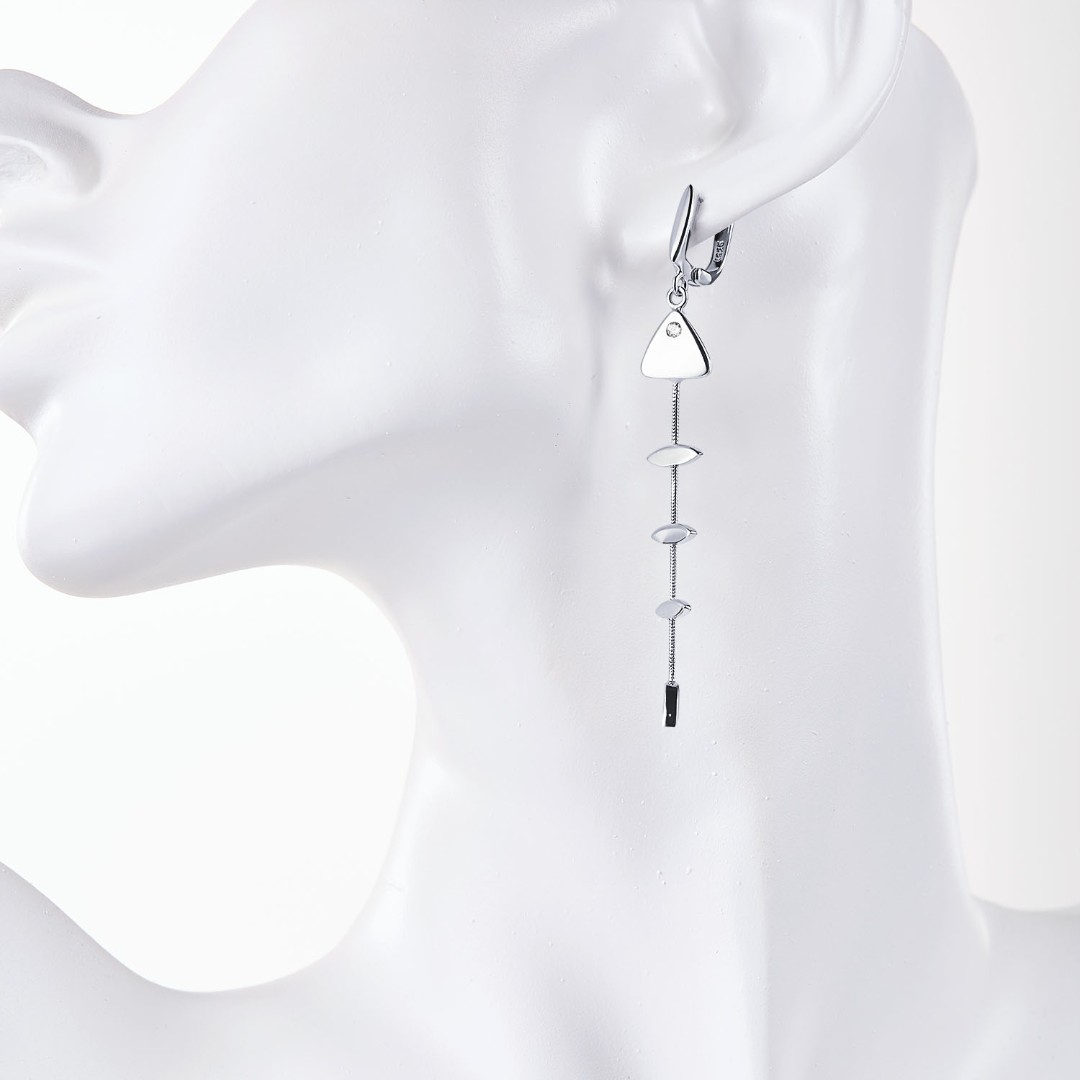 Серебряные длинные серьги Серьги,Длинные серьги,Серебро,с вставкой Цирконий кубический,с замком Английский,КИТАЙ