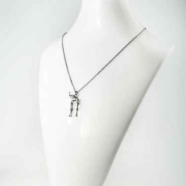 Серебряная маленькая подвеска 