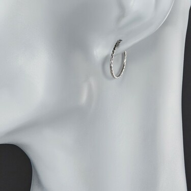 Серебряные классические серьги Кольца / Конго / Круглые с алмазной гранью, 1,7 см, родий