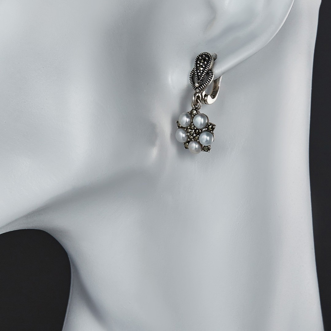 Серьги,Серебро,с вставкой Жемчуг культивированный,Марказит Сваровски Белая цвета,с замком Английский,ТАИЛАНД