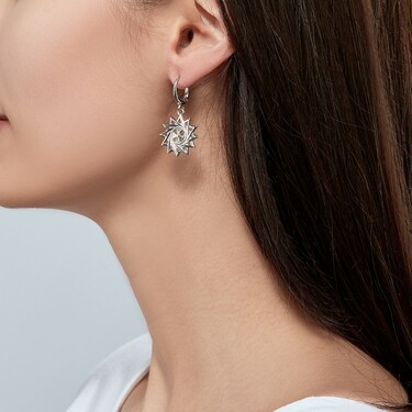 Серебряные двусторонние серьги с подвесками 