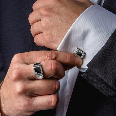 Серебряные запонки, покрытие родий, со вставками из оникса и фианитов