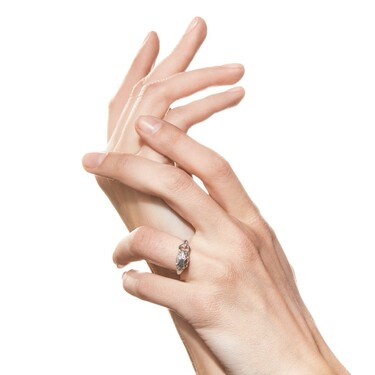 Серебряное кольцо