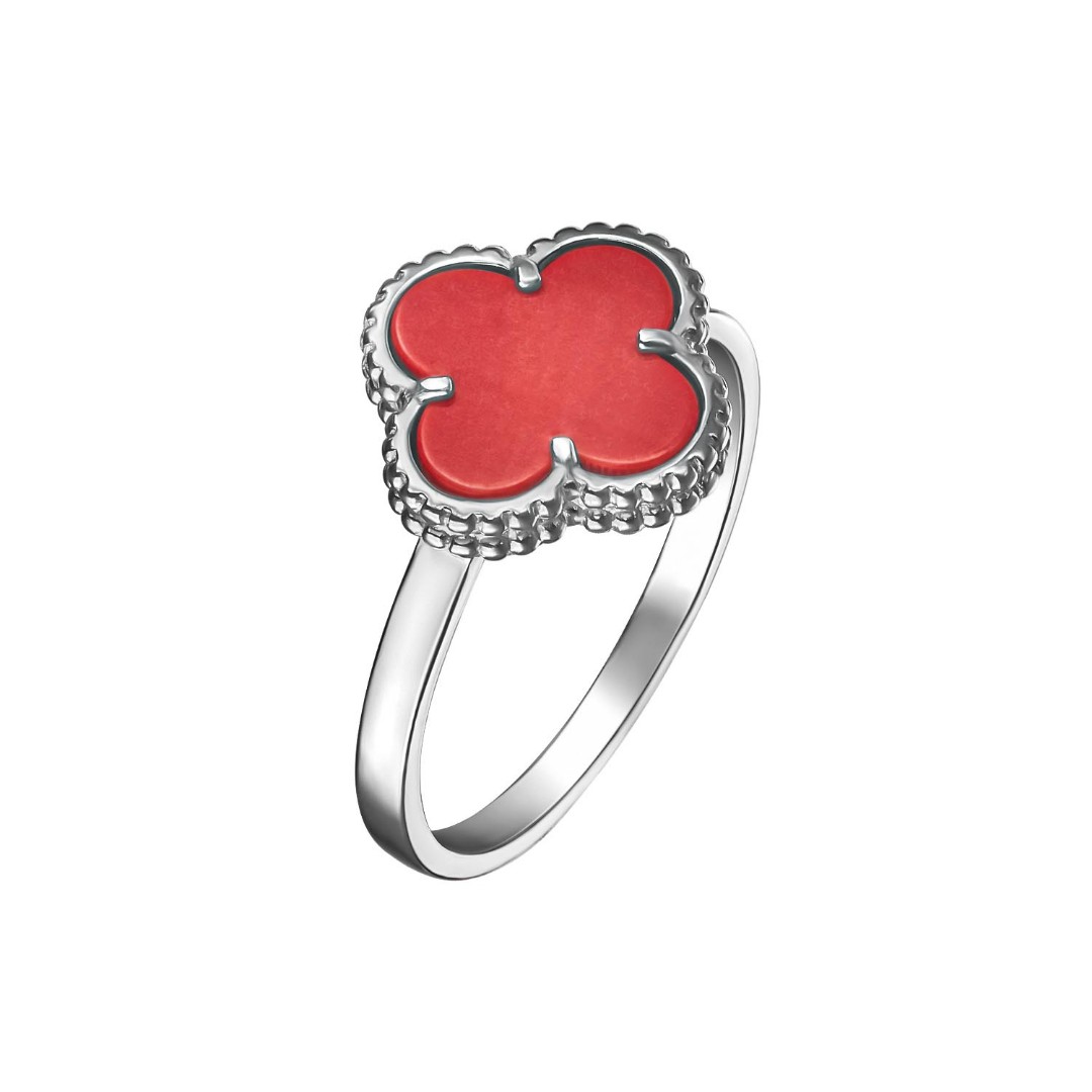 Серебряное кольцо Клевер / Четырехлистник с Натуральным красным Кораллом 10мм, платинирование Кольцо,Серебро,с вставкой Коралл натуральный Красная цвета,РОССИЯ
